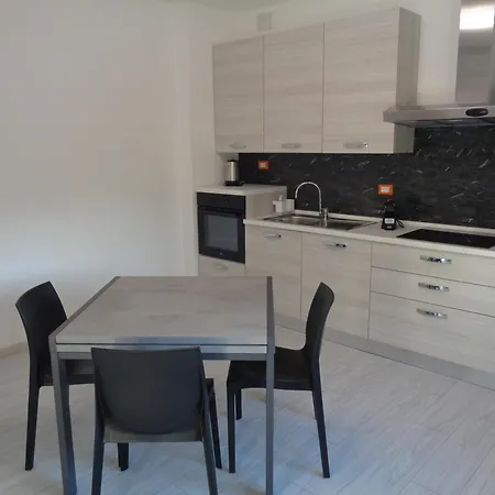 C&m Al Cortile Vicino E Aeroporto Vce Apartment *